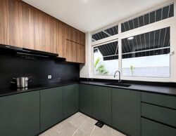 Palm Grove Regency (D19), Terrace #609473991